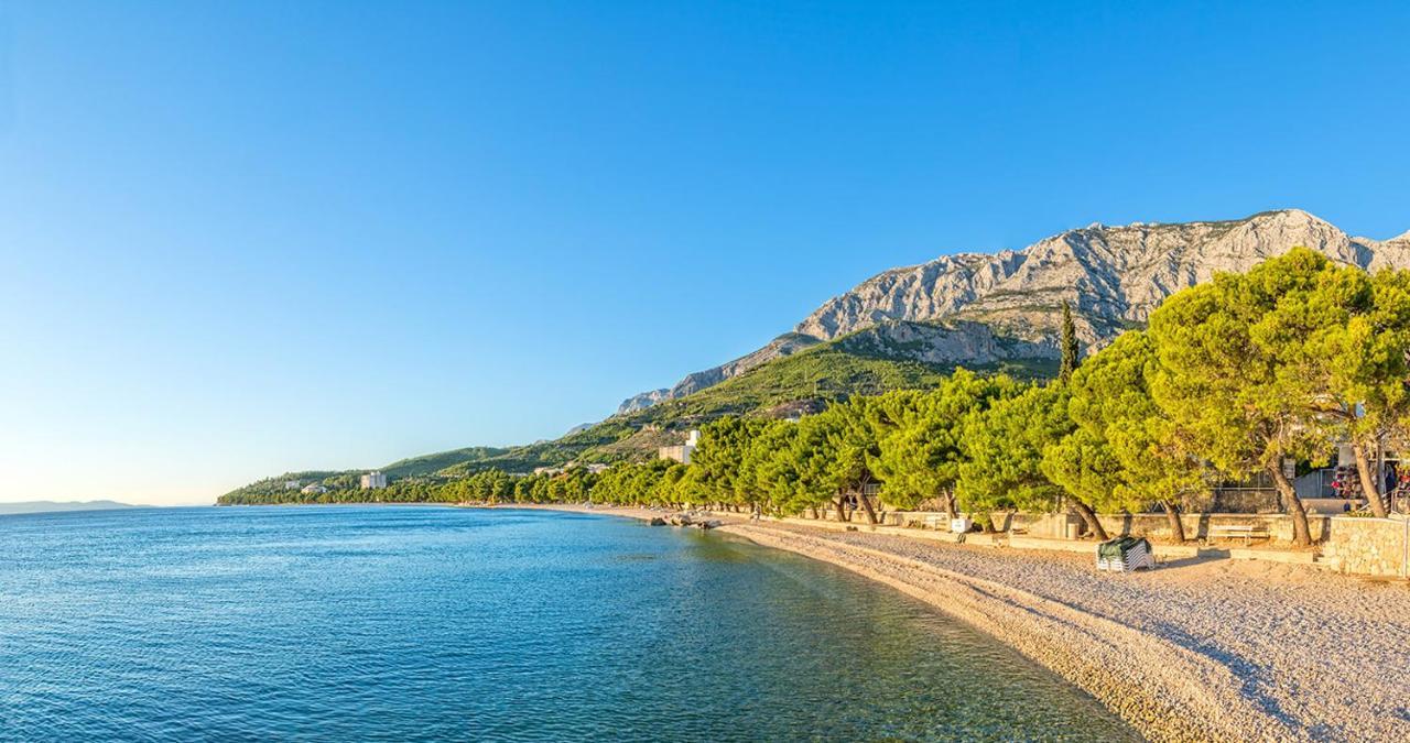 Villa Bougenvilia Tomas Tučepi Eksteriør billede